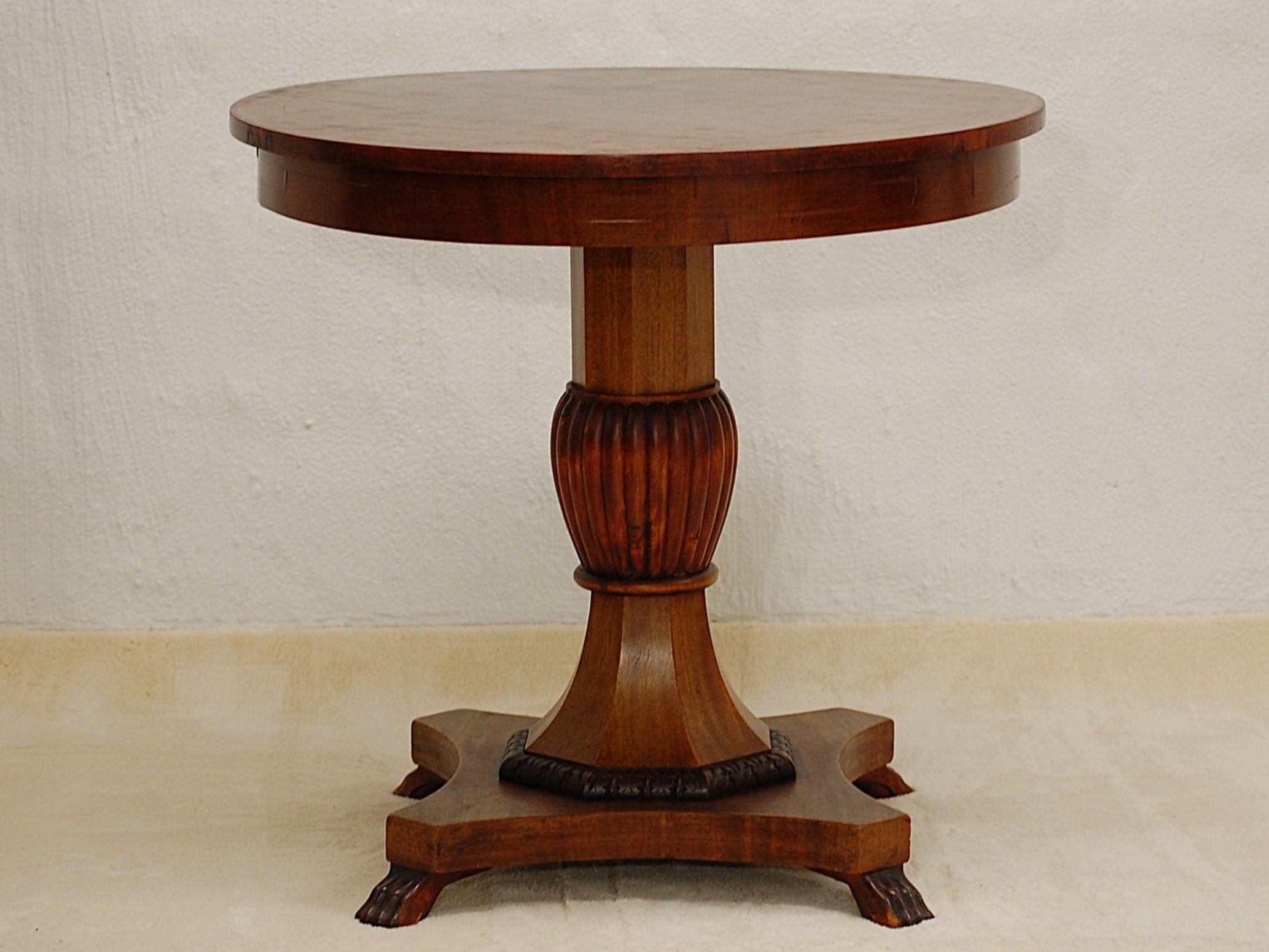 Empire / biedermeier iso pyöreä pöytä 1900-alku