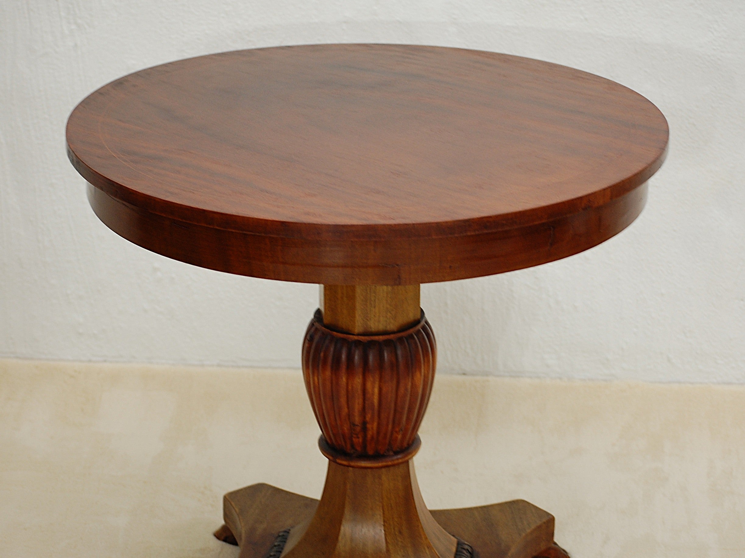 Empire / biedermeier iso pyöreä pöytä 1900-alku