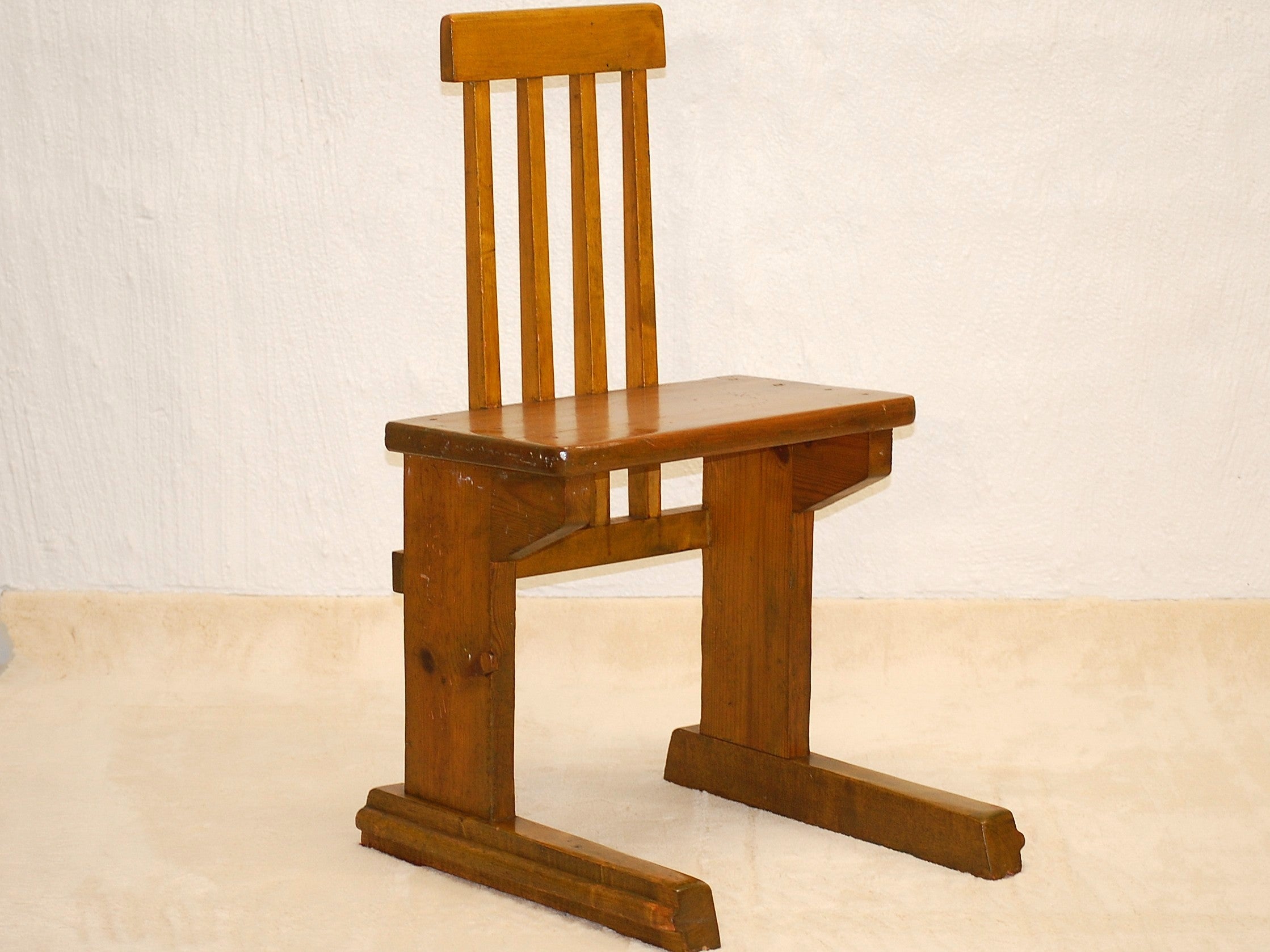 Rustiikkinen talonpoikaistyylinen koulutuoli 50-60-luku